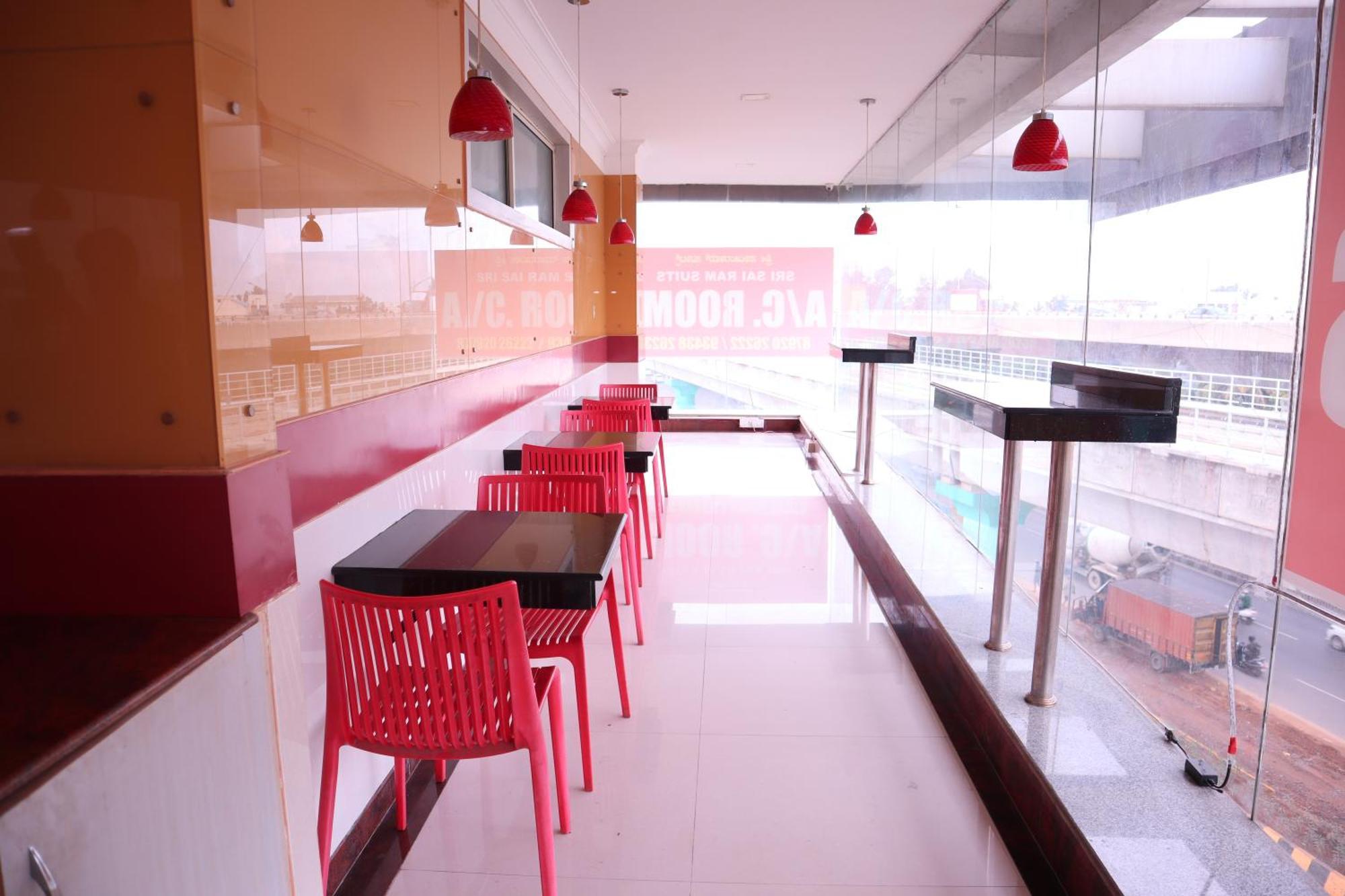 Sri Sai Ram Suites Bangalore Bagian luar foto
